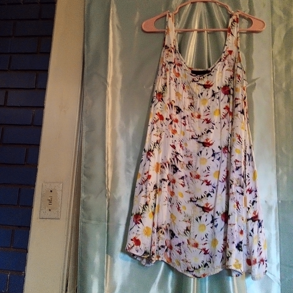 Tank top - Picture 3 of 3